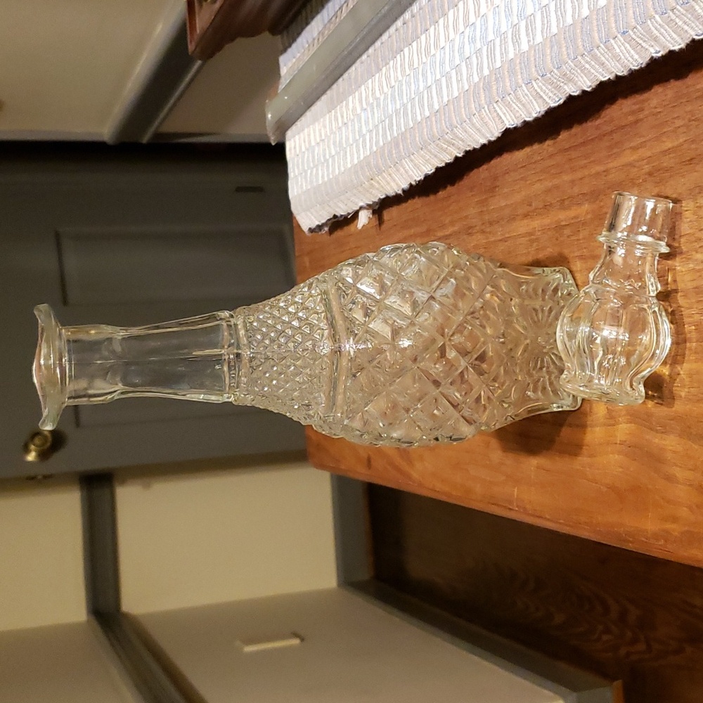 MCM 32oz Anchor Hocking Decanter